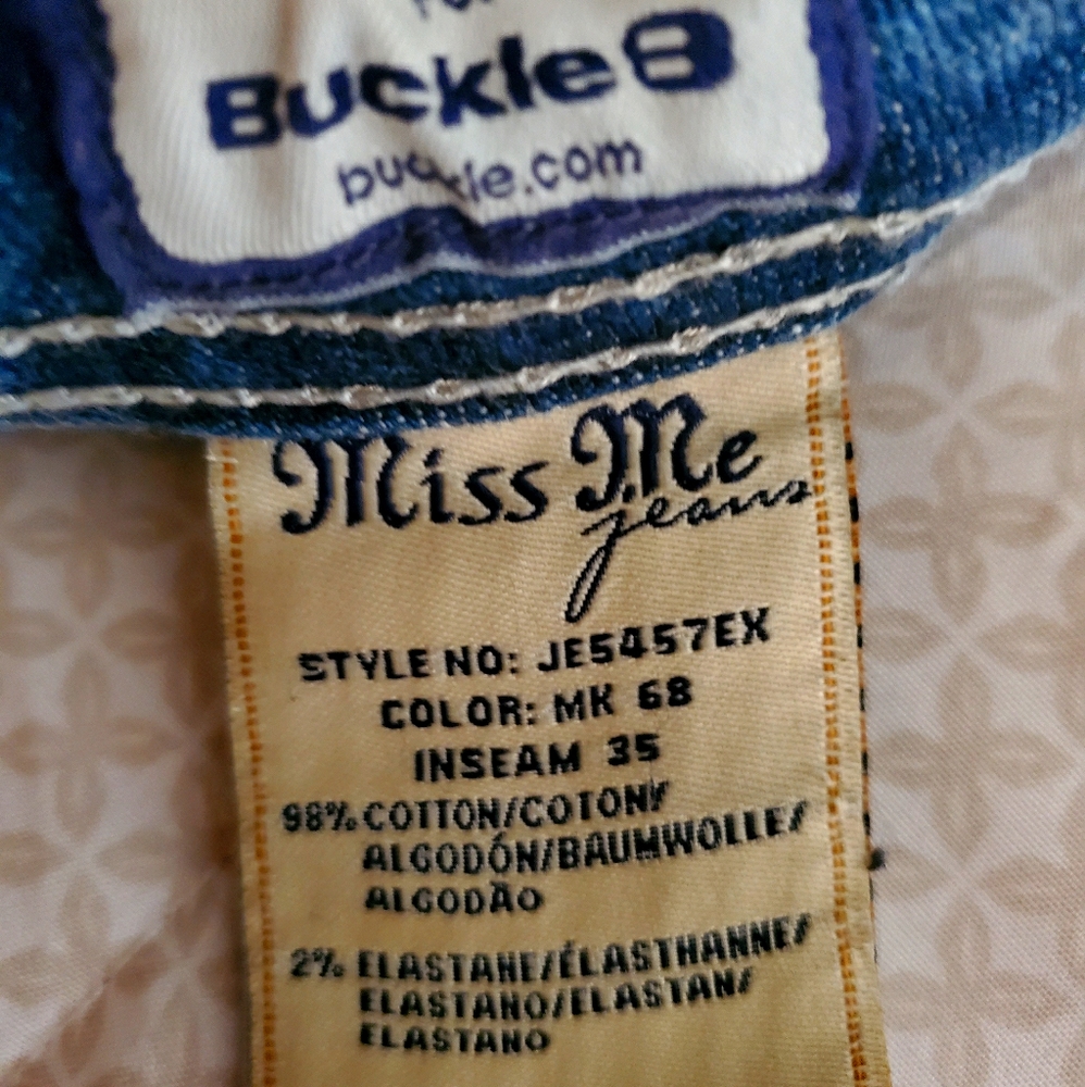 Miss me jeans size 33.